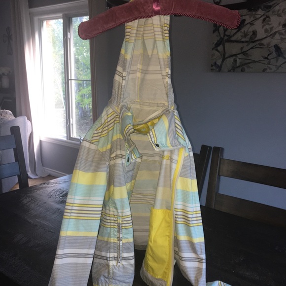 BENCH Jacket - Picture 9 of 11